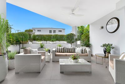 /international/au/1t-20-28-bayview-street-runaway-bay-qld-150680252/