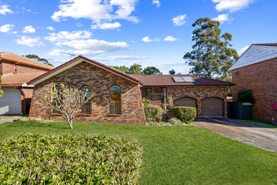/international/au/57-joseph-banks-drive-kings-langley-nsw-148478576/