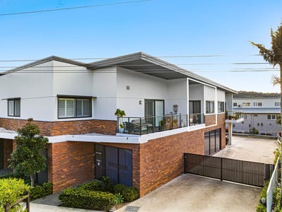 /international/au/102-51-king-street-warners-bay-nsw-151606868/