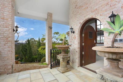 /international/au/41-quambone-street-worongary-qld-148448748/