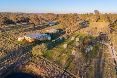 /international/au/43-ponts-road-armidale-nsw-152323032/