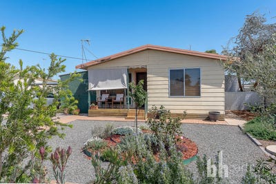 /international/au/27-hale-street-renmark-sa-151496864/
