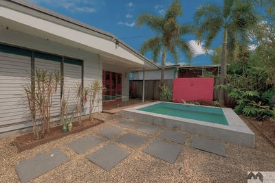 /international/au/37-david-street-machans-beach-qld-148490728/