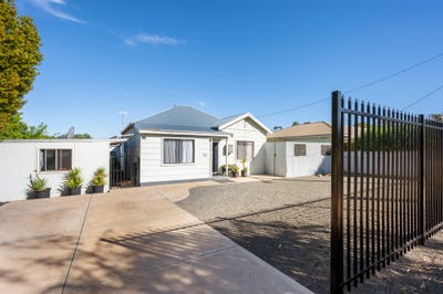 /international/au/21-lewis-street-lamington-wa-152645768/