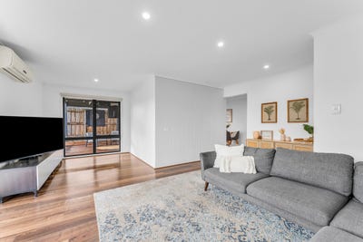 /international/au/2-oakden-street-pearcedale-vic-151317064/
