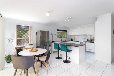/international/au/30-26-elliott-street-isle-of-capri-qld-148467544/?lang=en