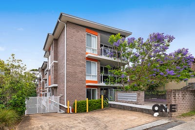 /international/au/1-173-adderton-road-carlingford-nsw-151104652/