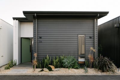 /international/au/36-valcros-circuit-dunsborough-wa-152642812/