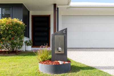 /international/au/4-warrego-drive-pelican-waters-qld-151615928/