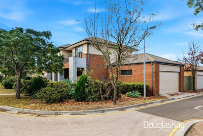 /international/au/6-parry-drive-sunshine-west-vic-151108680/