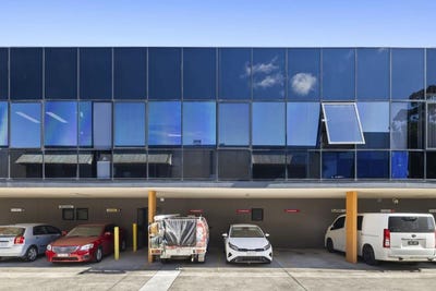 /international/au/unit-10-3-kaleski-street-moorebank-nsw-505138828/