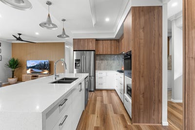 /international/au/277-railway-parade-birkdale-qld-151471156/