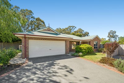 /international/au/3-6-rose-court-tatura-vic-152593200/
