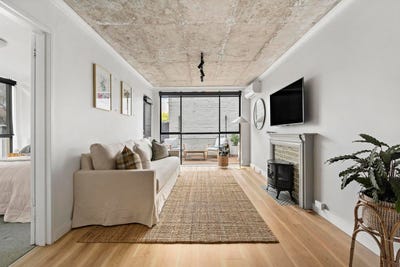 /international/au/1-2-st-kinnord-street-aberfeldie-vic-148534968/