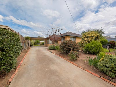 /international/au/53-wyndham-street-kerang-vic-152541544/