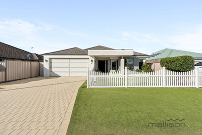 /international/au/4-novelli-parade-piara-waters-wa-151375072/
