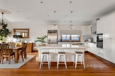 /international/au/28-bayliss-street-preston-vic-148136444/