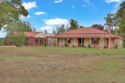 /international/au/236-day-road-reeves-plains-sa-150873040/