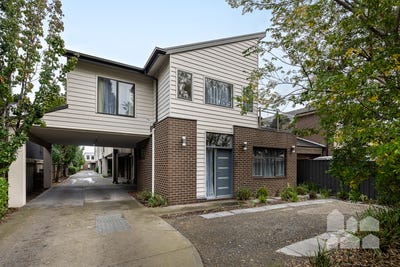 /international/au/1-12-eleanor-street-footscray-vic-151441468/