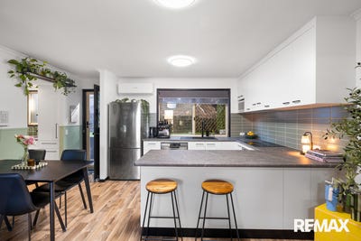 /international/au/5-46-webster-road-nambour-qld-151513156/