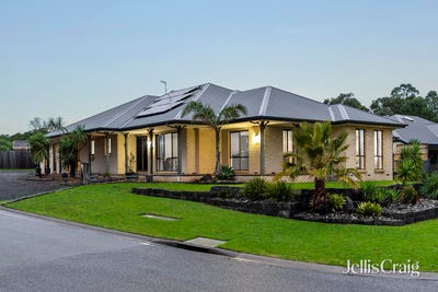 /international/au/1-antony-drive-mornington-vic-151413572/