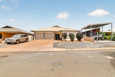 /international/au/12-petrel-corner-nickol-wa-152675112/