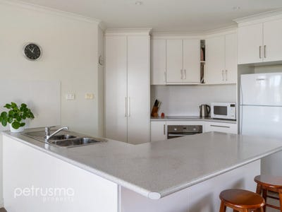 /international/au/9a-yolla-street-rose-bay-tas-150608088/