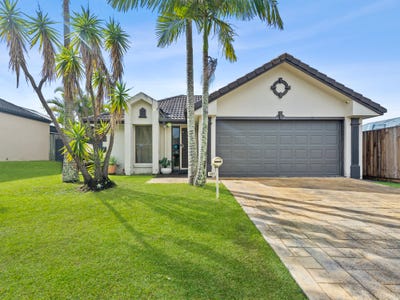 /international/au/107-kingarry-circuit-merrimac-qld-151323344/