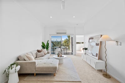 /international/au/11-6-ovendean-street-yeronga-qld-152246732/