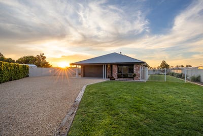/international/au/533-irymple-avenue-irymple-vic-152503352/