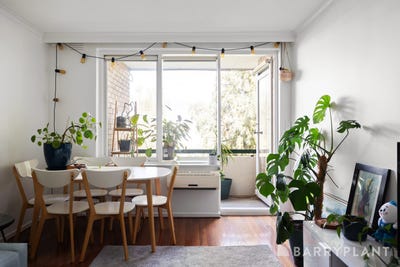 /international/au/45-2-centennial-avenue-brunswick-west-vic-151322372/