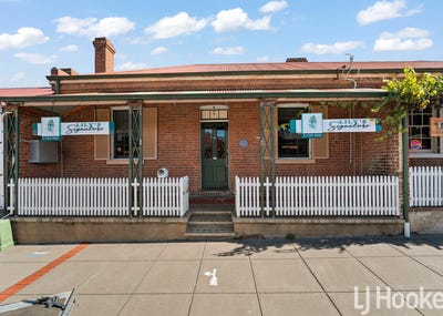 /international/au/200-howick-street-bathurst-nsw-150908356/