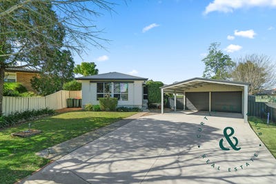 /international/au/7-banksia-close-medowie-nsw-152123256/