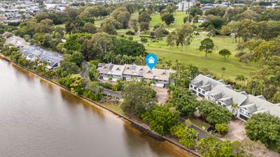 /international/au/2-bristol-fry-125-santa-cruz-boulevard-clear-island-waters-qld-151618944/