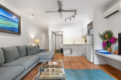 /international/au/16-41-macrossan-street-port-douglas-qld-152275240/