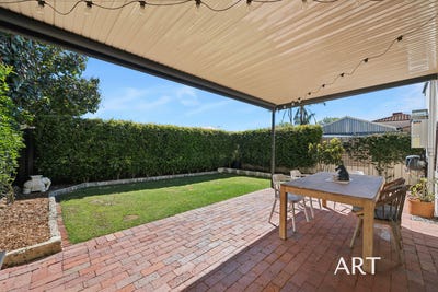 /international/au/5-57-lockhart-street-como-wa-151178244/