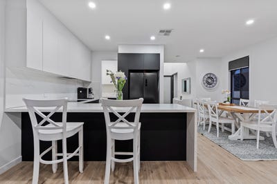 /international/au/1-4-matina-street-biggera-waters-qld-148226896/