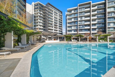 /international/au/197-7-irving-street-phillip-act-151393456/