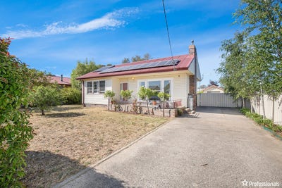 /international/au/6-enid-street-armidale-nsw-152112200/