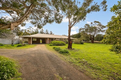 /international/au/178-peters-road-gisborne-vic-151820376/