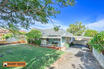/international/au/8-rodda-street-morley-wa-151263424/