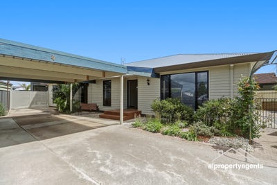 /international/au/4-carr-street-horsham-vic-152672780/