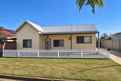 /international/au/76-swift-street-wellington-nsw-152607720/