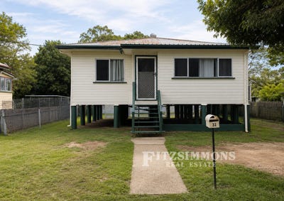 /international/au/32-arthur-street-dalby-qld-151500852/