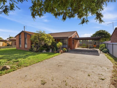 /international/au/6-mathieson-court-benalla-vic-151350892/