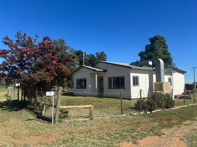 /international/au/13-school-road-coomealla-nsw-150769516/