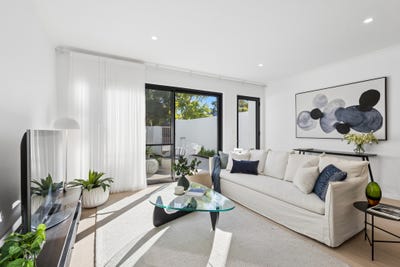 /international/au/23-bagot-road-subiaco-wa-151159656/