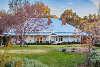 /international/au/182-fishers-lane-temora-nsw-700367532/