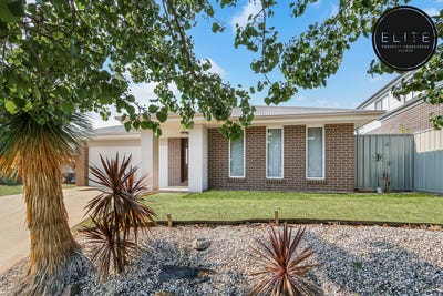 /international/au/7-smiggins-drive-thurgoona-nsw-151363192/
