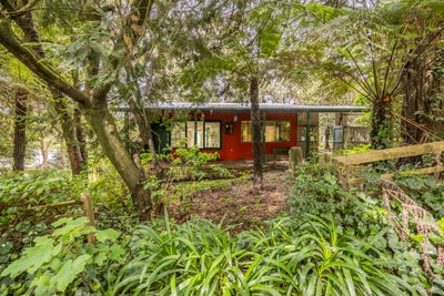 /international/au/5-fern-gully-road-cockatoo-vic-152651972/